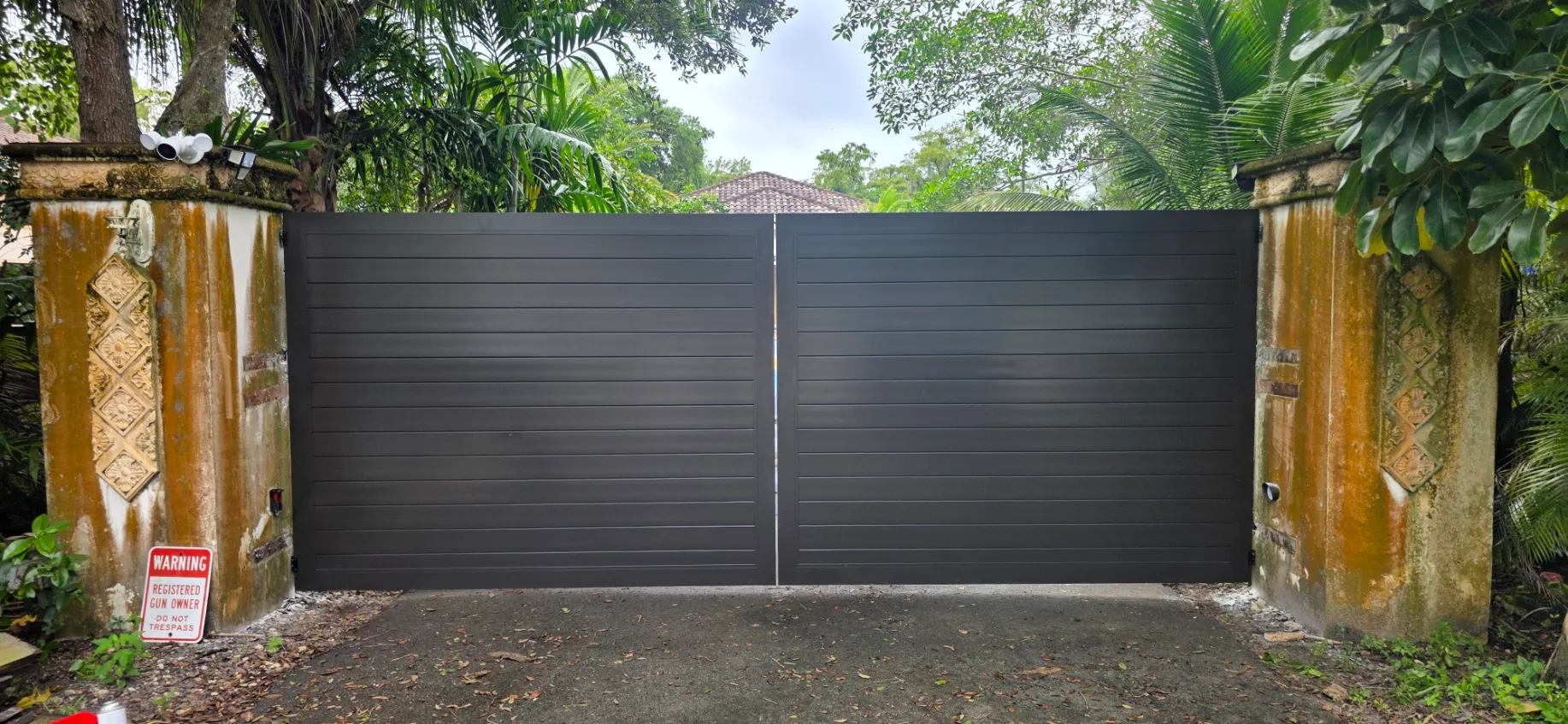 Viking X390 in Boca Raton: UL light stuck on, gate dragging on the ground, after