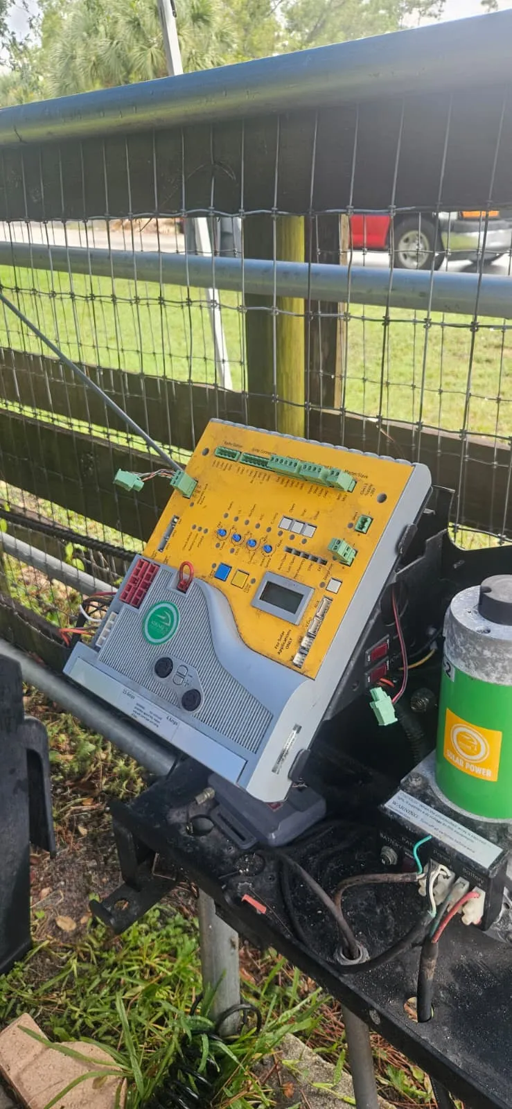 Viking K2S Control Board Replacement in Wellington — Fixing a Gate That Stopped After Two Feet — before